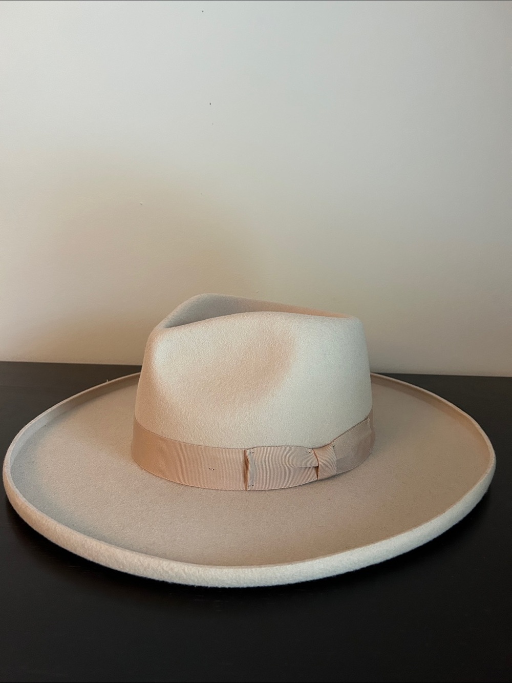 Women’s Classic Wide-Brim Felt Fedora Hat - 100% Cream Wool